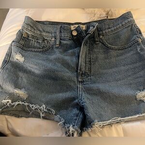 Madewell The Perfect Short-Women’s Size 29 Distressed Denim -worn once
